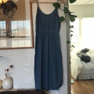 Sleeveless Chambray Midi Dress